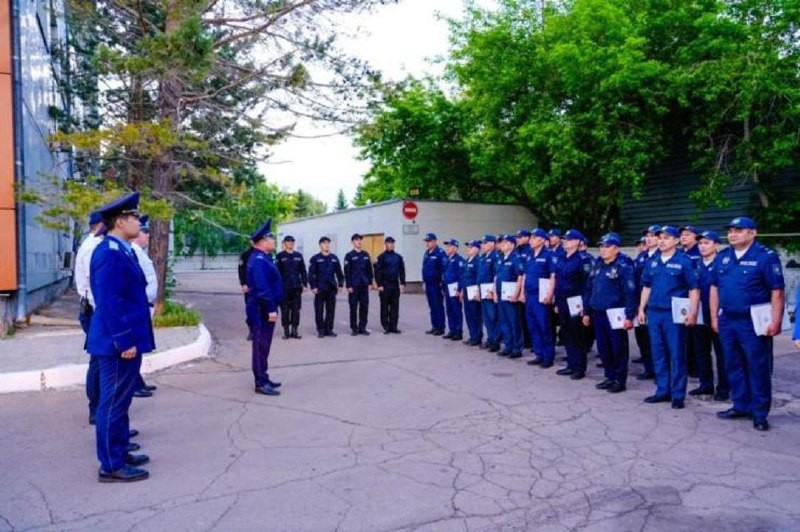 «Дети в ночном городе»: в столице штрафуют родителей за прогулки подростков после 23:00