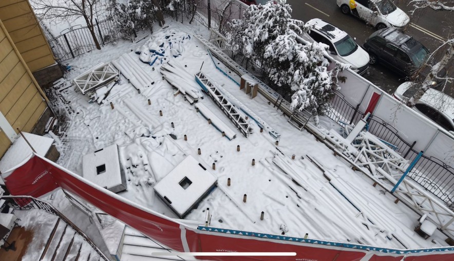 Летнюю террасу ресторана снесли в Алматы